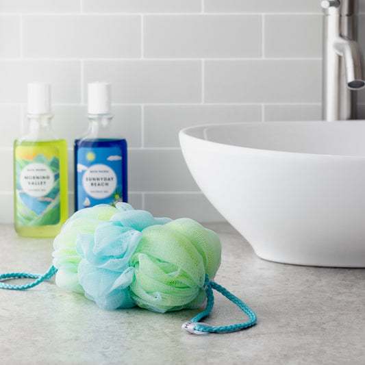 ぐーんと伸びて背中も洗えるボディスポンジ