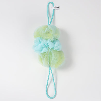 ぐーんと伸びて背中も洗えるボディスポンジ