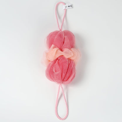 ぐーんと伸びて背中も洗えるボディスポンジ